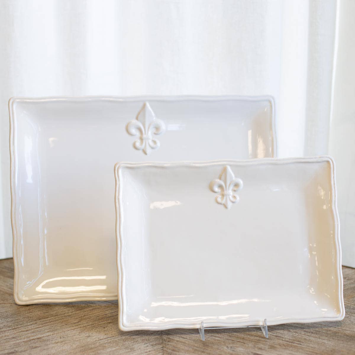 Fleur de Lis Platter White 15.5x11.5